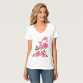 Wild Pink Rose T-Shirt (Vorderseite Vollansicht)