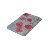 Wild Red Poppies Bath Mat Badematte (Schrägansicht)