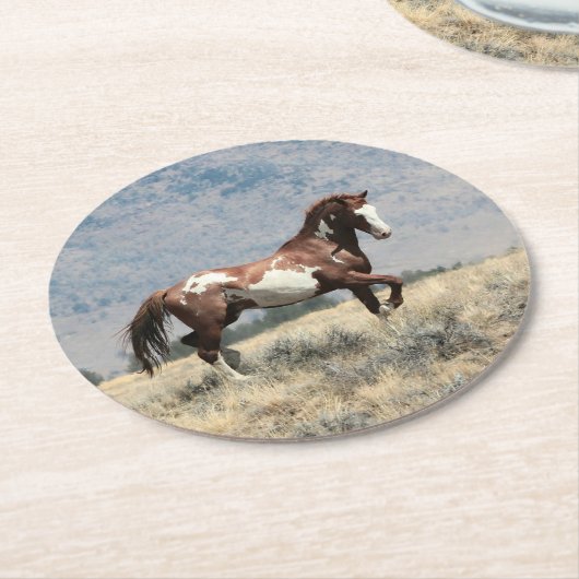 Wild-Stallion-Untersetzer Runder Pappuntersetzer (Angewinkelt)