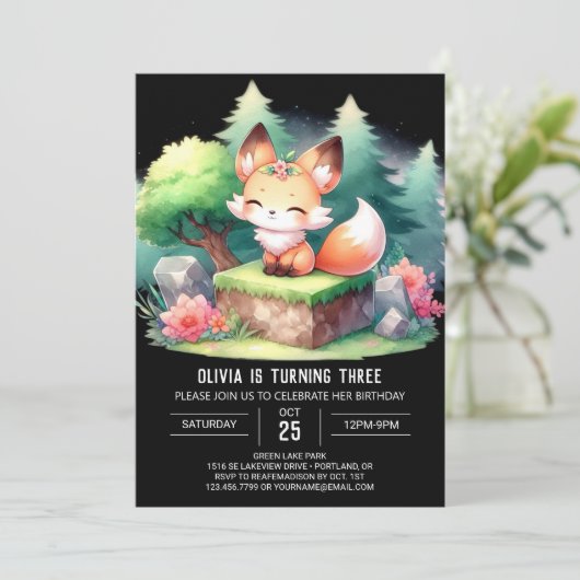 Wild Sweet Fox Geburtstag digital Einladung (Stehend Vorderseite)