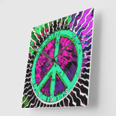 Wild Trippy Hippie Peace Sign Quadratische Wanduhr (Winkel)