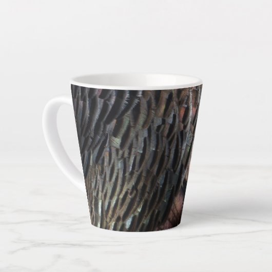 Wild Turkey Feathers I Abstrakt Nature Design Milchtasse (Linke Ecke)