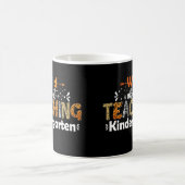 Wild über Kindergarten Lehrer Kaffeetasse (Mittel)