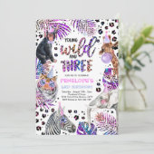 Wild und drei Safari Regenbogen Cheetah 3. Geburts Einladung (Stehend Vorderseite)