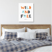 Wild und frei | Doodle Letters Leinwanddruck (Insitu (Schlafzimmer))