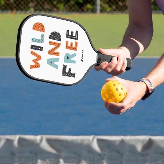 Wild und frei | Doodle Letters Pickleball Schläger (InSitu)