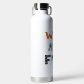 Wild und frei | Doodle Letters Trinkflasche (Vorderseite)
