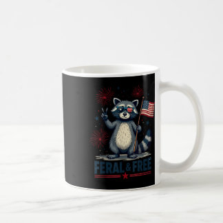 Wild und Freier Raccoon Patriotic 4. Juli Feral Kaffeetasse