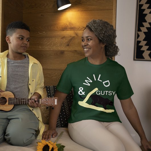 Wild und Gutsy Weibliche männlich klassisch Elegan T-Shirt