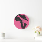 " Wild weit entferntes Afrika." Runde Wanduhr (Zuhause)