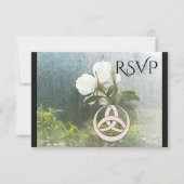 Wild White Rose Triquetra Handfasting Ste RSVP Karte (Vorderseite)