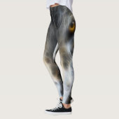 Wild Wolf Eyes Decor auf Leggings (Links)