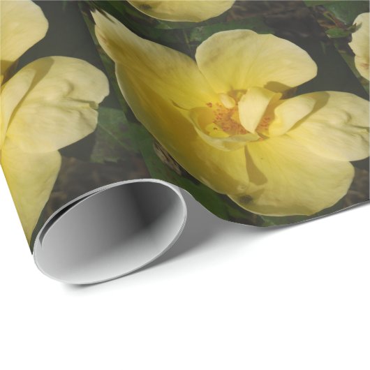 Wild Yellow Rose Geschenkpapier (Rolleneckpunkt)