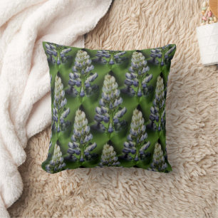 Wildblauer Lupine Blume Naturmuster Kissen