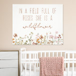 Wildblume Baby Duwer Girl's Floral Fotodruck<br><div class="desc">Die bezaubernde Essenz der Ankunft eines kleinen Mädchens erfassen wir mit unserer "Wildblume Baby Shower Girl's Floral Foto Print". Geschmückt mit zarten Blumenblättern und dem bestärkenden Zitat: "In einer Welt voller Rose ist sie eine Wildblume", ist dieser Ausdruck ein Feiern der Individualität und Einzigartigkeit. Die lebhaften Farben und die raffiniert...</div>