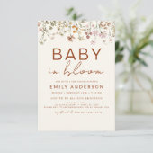 Wildblume Baby in Bloom Baby Dusche Terracotta Einladung (Stehend Vorderseite)