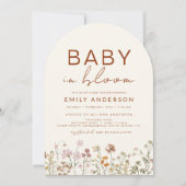 Wildblume Baby in Bloom Baby Dusche Terracotta Einladung (Vorderseite)