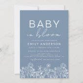 Wildblume Baby in Bloom Baby Shower Dusty Blue Einladung (Vorderseite)
