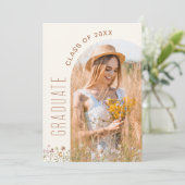 Wildblume Bloom Graduation Party Arch Foto Einladung (Stehend Vorderseite)