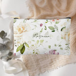 Wildblume Blumenkosmetik/Accessoire Makeup Zubehörtasche<br><div class="desc">Diese moderne,  stilvolle Kosmetik- und Toilettentasche verfügt über ein handgeschriebenes Schriftbild gegen ein wunderschönes Gartenmuster aus der Wildblume. Das perfekte Geschenk für viele Anlässe,  einschließlich Bräunungsgeschenke,  Geburtstage,  Reisegeschenke und vieles mehr.</div>