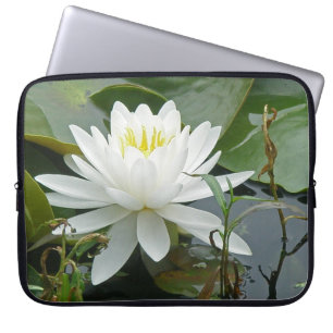 Wildblume der weißen Wasserlilie Laptopschutzhülle