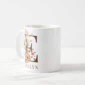Wildblume des Landes Monogramm Buchstaben E Kaffeetasse (Vorderseite Links)
