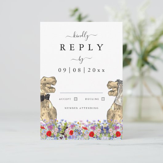 Wildblume Dinosaur Wedding Reply RSVP Karte (Stehend Vorderseite)