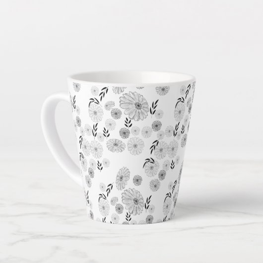 Wildblume Doodles Muster Latte Tasse (Linke Ecke)