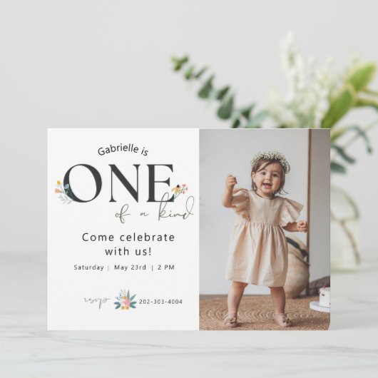 Wildblume Einladung zum ersten Geburtstag Foto (Stehend Vorderseite)