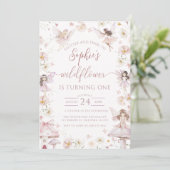 Wildblume Fairy Erster Geburtstag Party Einladung (Stehend Vorderseite)
