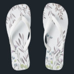 Wildblume Floral Badesandalen<br><div class="desc">Sanft schwingende Wildblumen in weichen Poren,  Blues und Grau schaffen ein charmantes Ambiente für eine rustikale Hochzeit oder eine Hochzeit im Freien. Sehen Sie sich alle Erholungen der passenden Stücke in dieser Kollektion an. Schreiben Sie mir unter hello@mistyqe.com für weitere passende Stücke oder Anpassungsanfragen.</div>