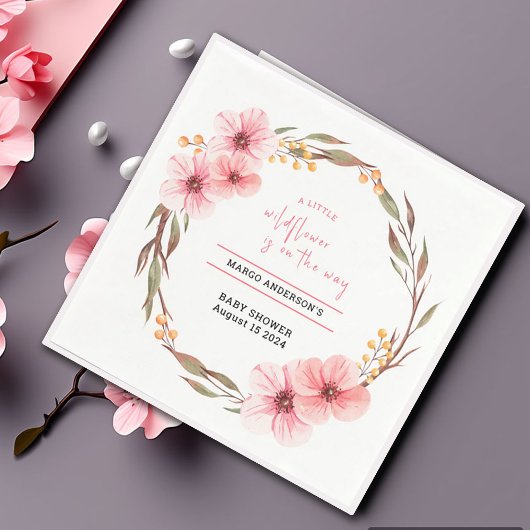 Wildblume ist unterwegs mit rosa Babydusche Serviette