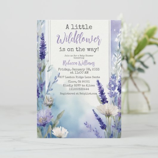 Wildblume Lavender Blue Floral Baby Dusche Einladung (Stehend Vorderseite)