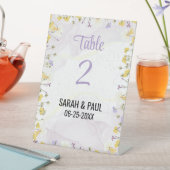 Wildblume Lavender & Yelow Wedding Tischnummer Sockelschild (In Situ)