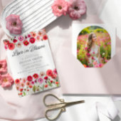 Wildblume Liebe im Brautparty des Bloom-Fotos Einladung