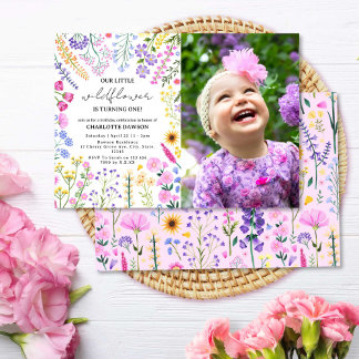 Wildblume macht das erste Foto zum Geburtstag Einladung