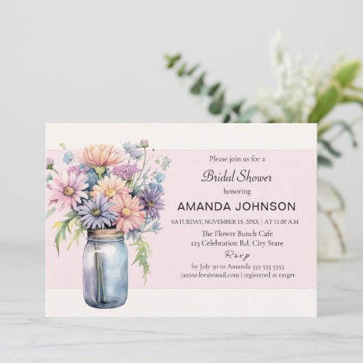 Wildblume Mason Jar Rustikales Brautparty Einladung (Stehend Vorderseite)