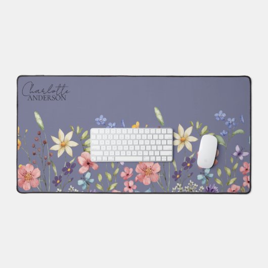 Wildblume mit Blumenwasser Lila Grau Schreibtischunterlage (Tastatur & Maus)