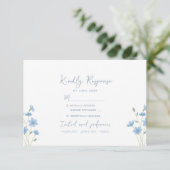 Wildblume Periwinkle Wedding RSVP Card (Stehend Vorderseite)