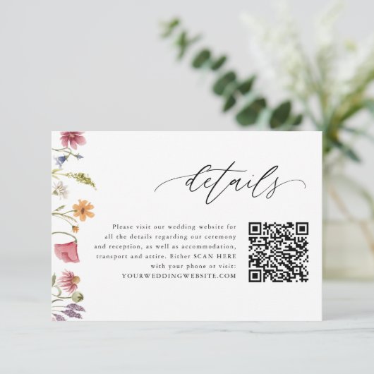 Wildblume QR Code Hochzeitdetails Karten (Stehend Vorderseite)