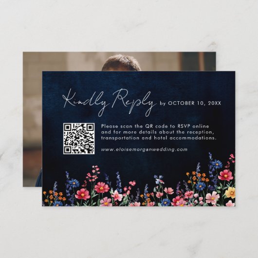 Wildblume Rustikales Boho Navy QR-Foto RSVP Karte (Vorne/Hinten)