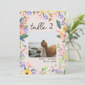 Wildblume Spring Wedding Foto Tischnummer Card (Stehend Vorderseite)