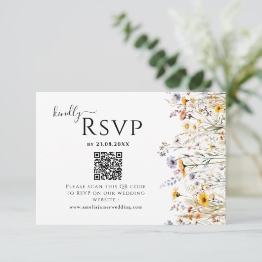 Wildblume Spring Wedding QR Code RSVP Karte (Stehend Vorderseite)