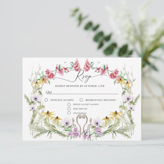 Wildblume Spring Wreath Moderner Blumencode QR-Cod RSVP Karte (Stehend Vorderseite)