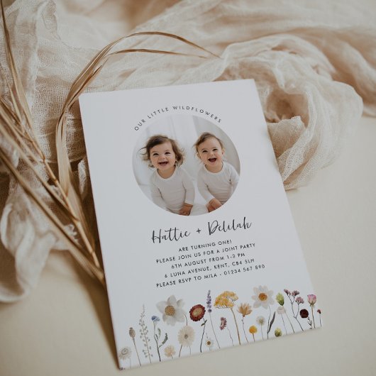 Wildblume Twin Girls Foto Geburtstag Einladung