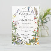 Wildblume Wasserfarbene Blüten und Bienen Brautpar Einladung (Stehend Vorderseite)