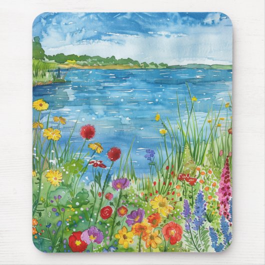 Wildblumen an einem See Mousepad (Vorne)