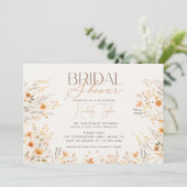 Wildblumen Beige Boho Botanisches Brautparty Einladung (Stehend Vorderseite)