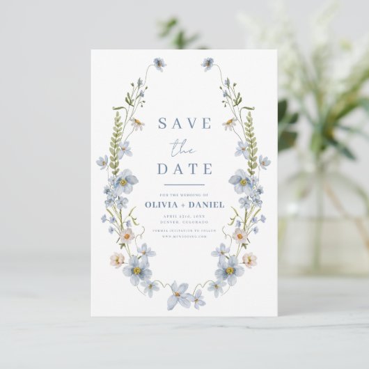 Wildblumen Dusty Blue Boho Save the Date (Stehend Vorderseite)