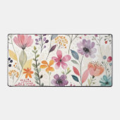 Wildblumen Floral Whimsisches Muster Schreibtischunterlage (Vorderseite)